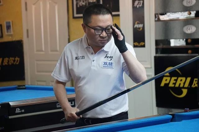 国抵达巴林：首发阵容浮出水面 目标至少拿一分.